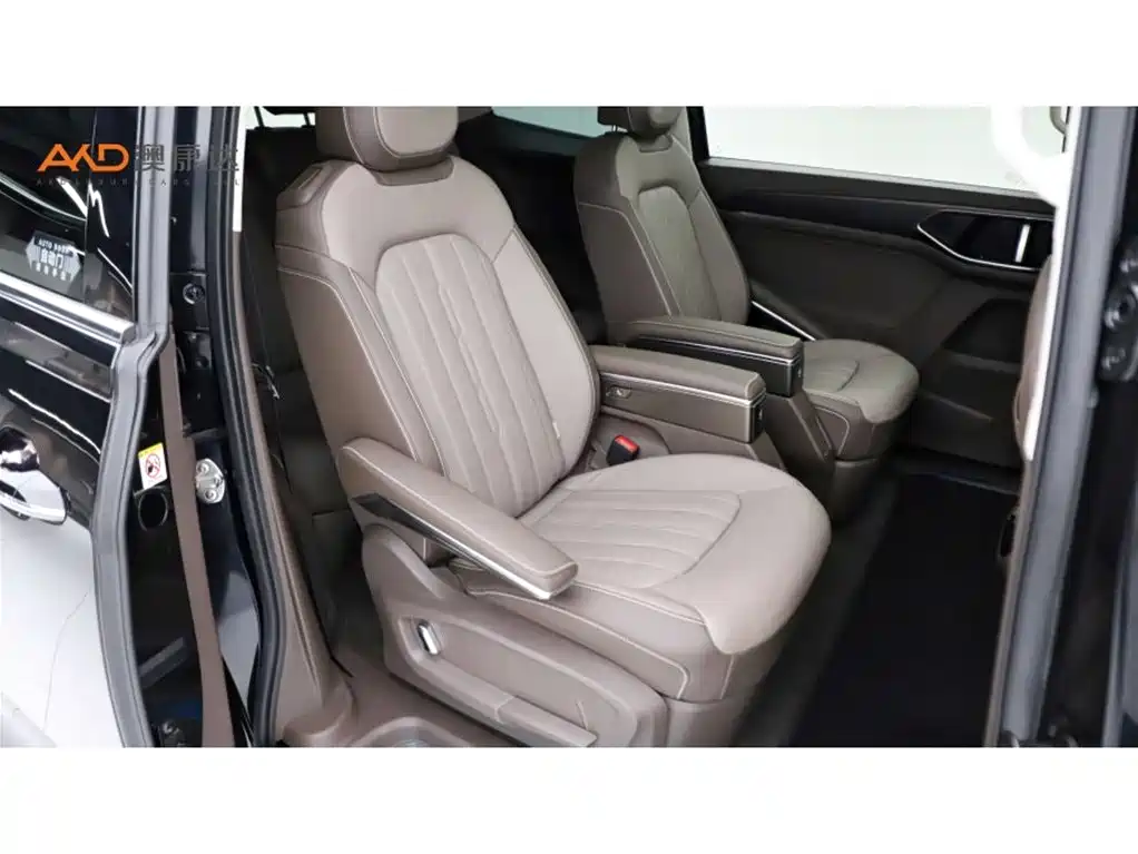 Volkswagen Viloran 2022 380TSI