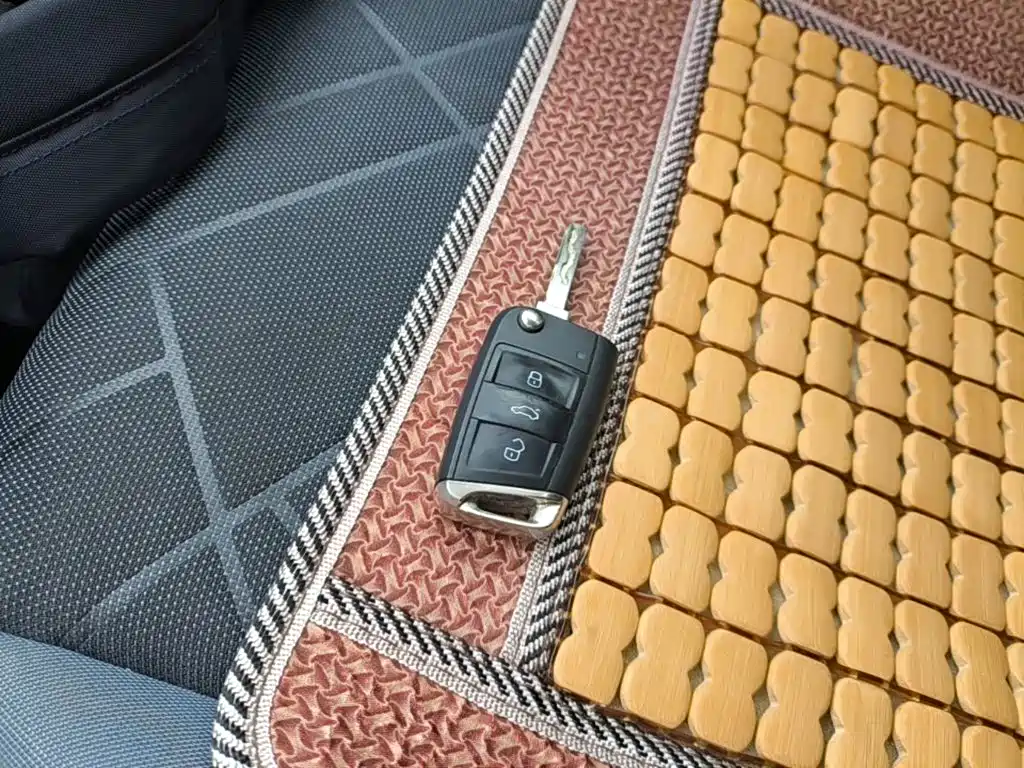 Volkswagen Lavida — миниатюра 9
