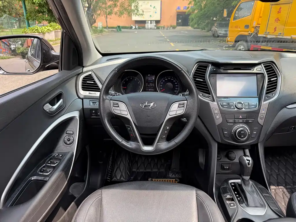 Hyundai Santa Fe — миниатюра 14
