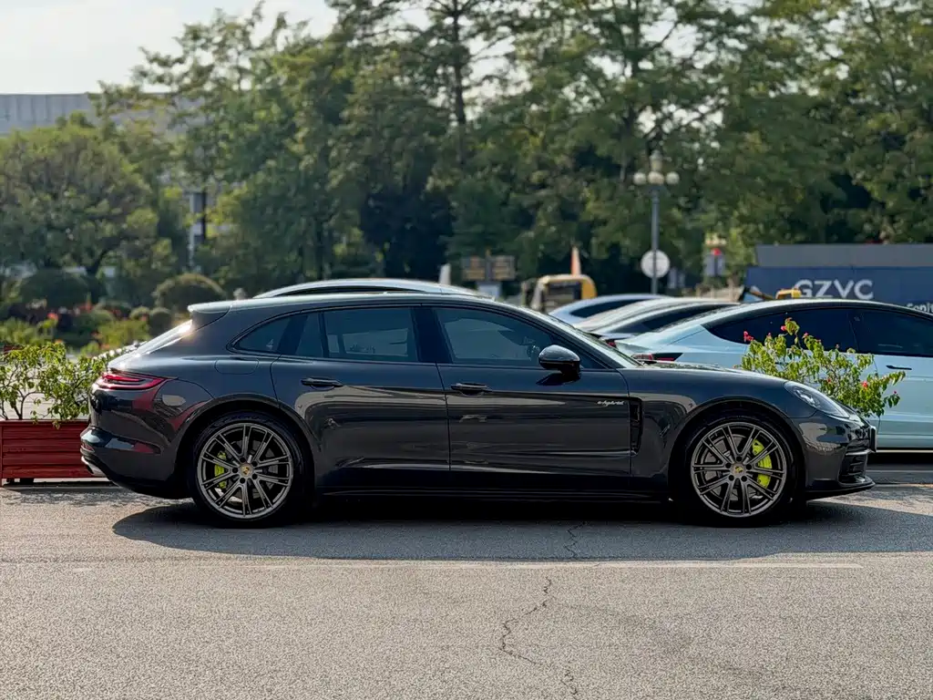Porsche Panamera Hybrid — миниатюра 7