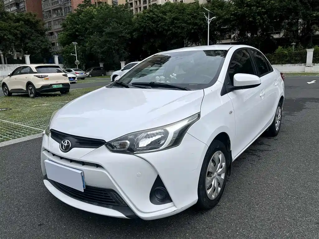 Toyota Yaris L 2017
