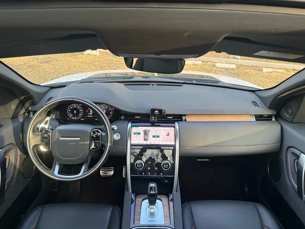 LAND ROVER DISCOVER SPORTS