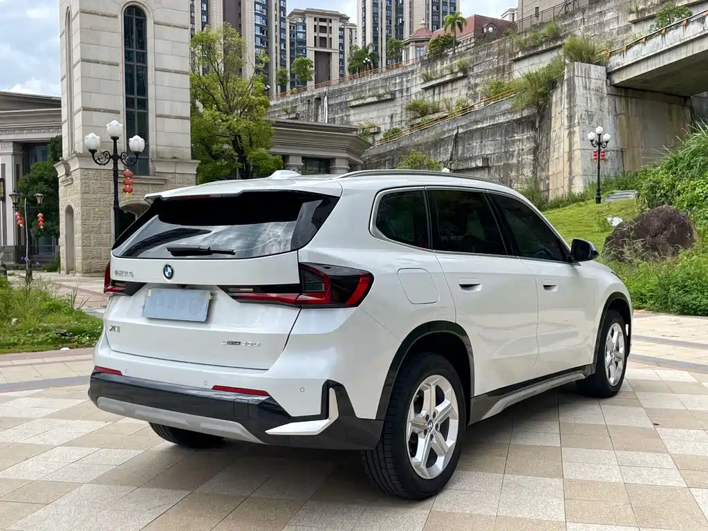 BMW X1 — миниатюра 7