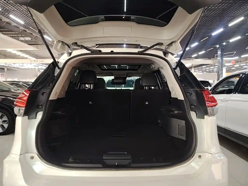Nissan X-Trail — миниатюра 19