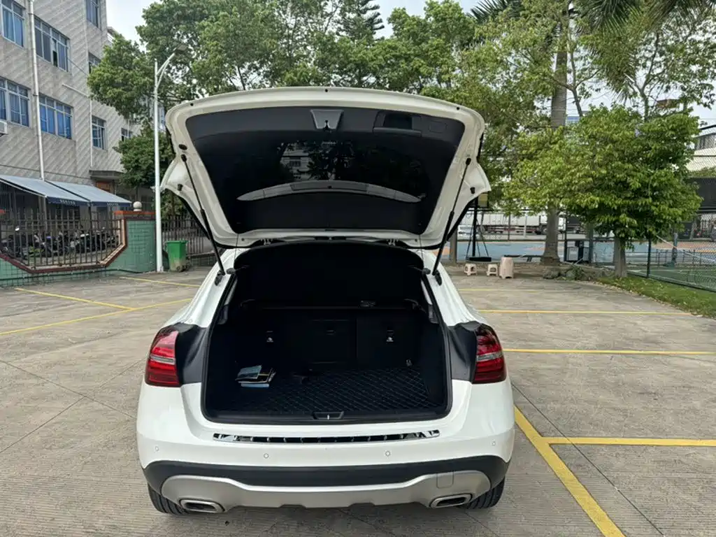 Mercedes-Benz GLA — миниатюра 20