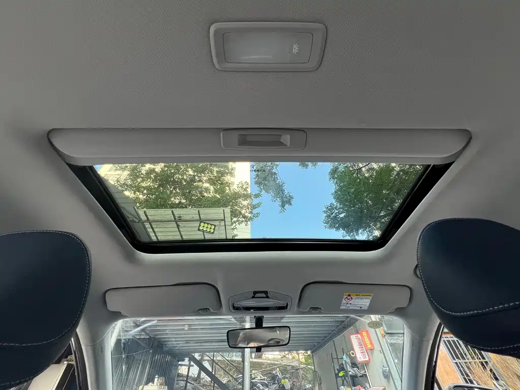 Geely Emgrand — миниатюра 17