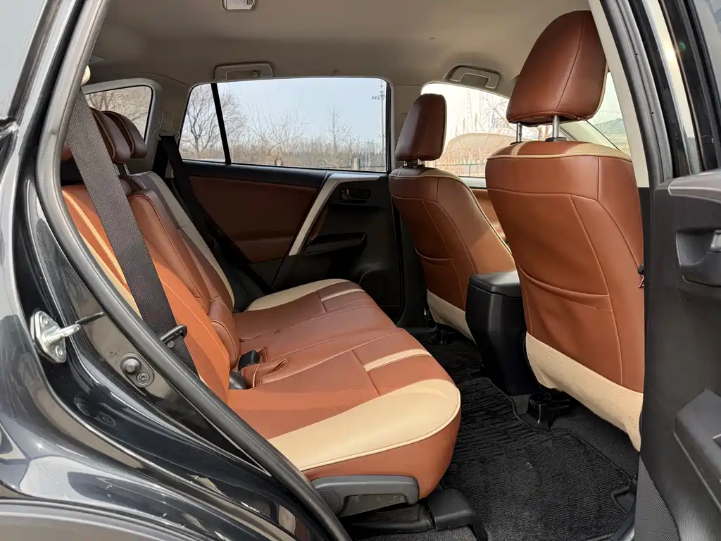 TOYOTA RAV4 RONGFANG