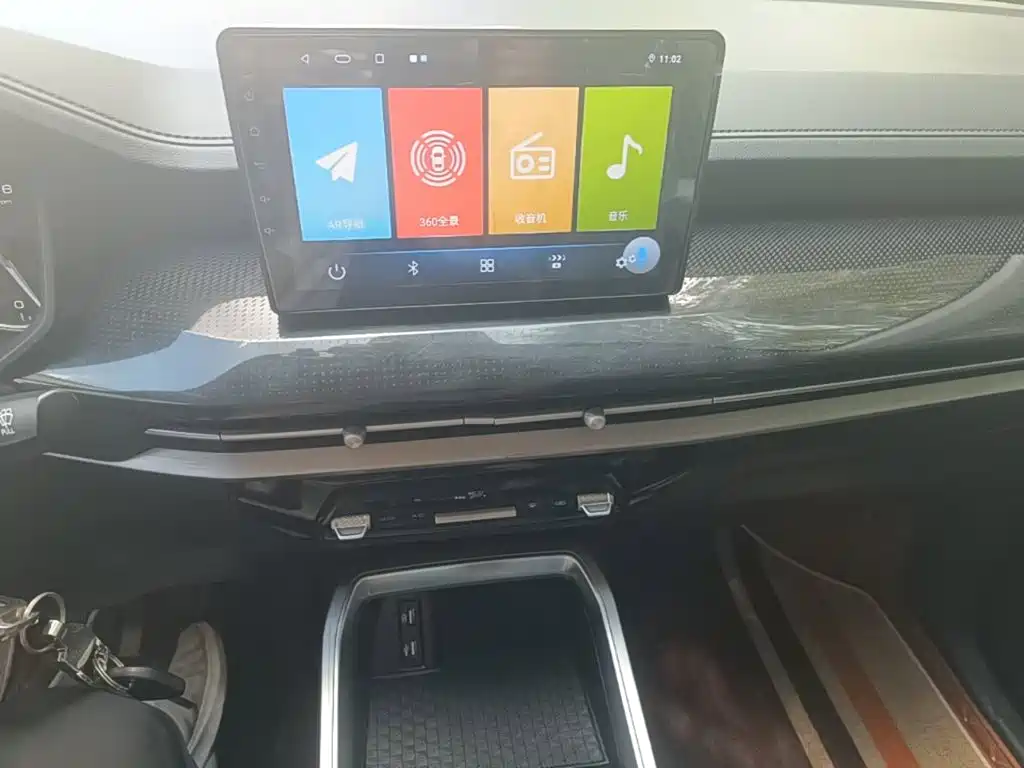 Wuling Jiachen — миниатюра 13
