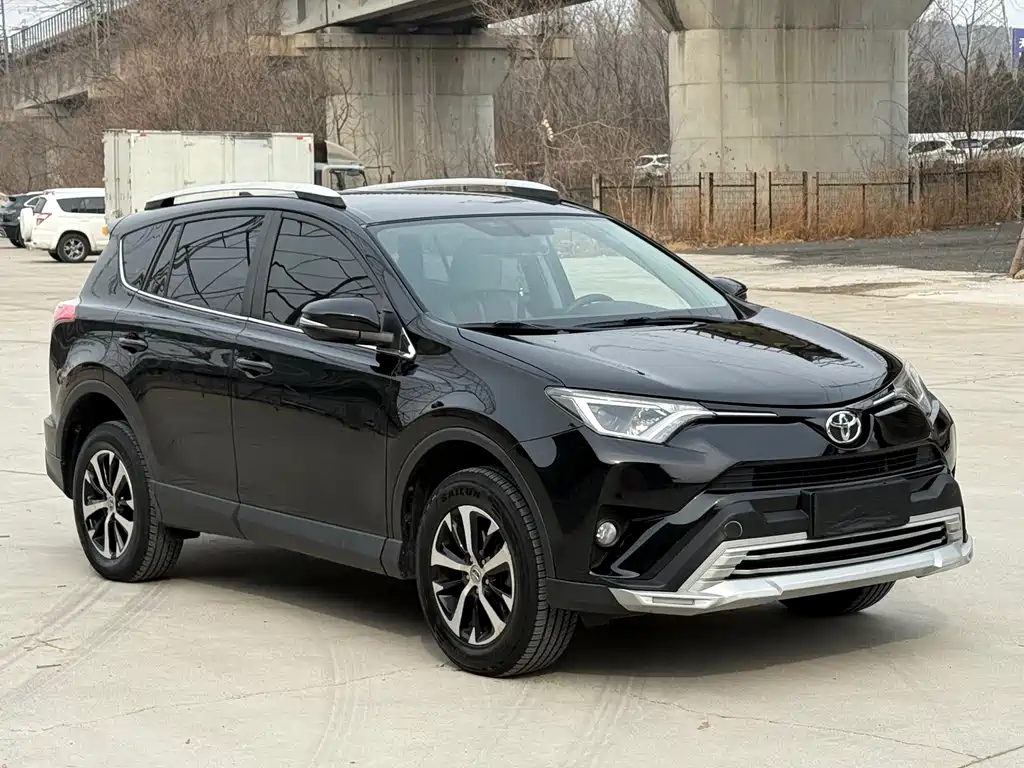 TOYOTA RAV4 RONGFANG