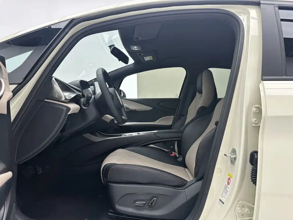 BYD Dolphin — миниатюра 5