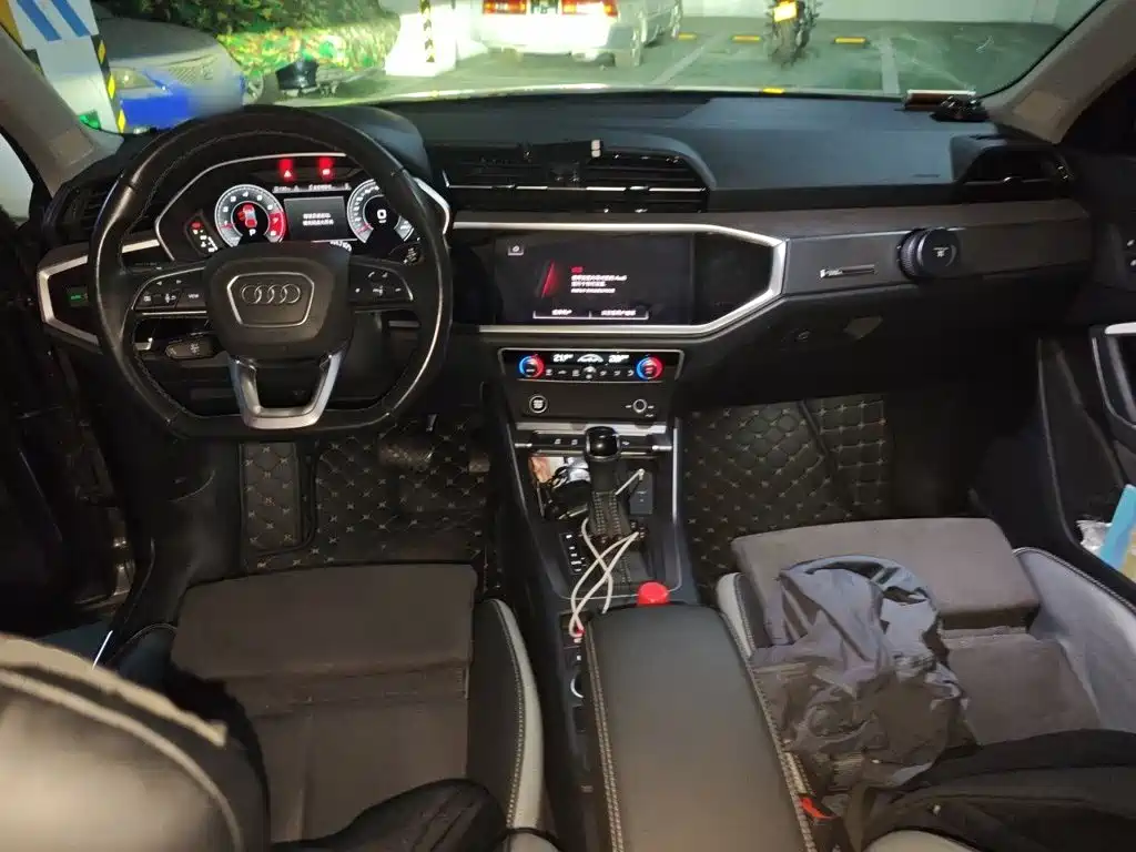 Audi Q3 — миниатюра 5