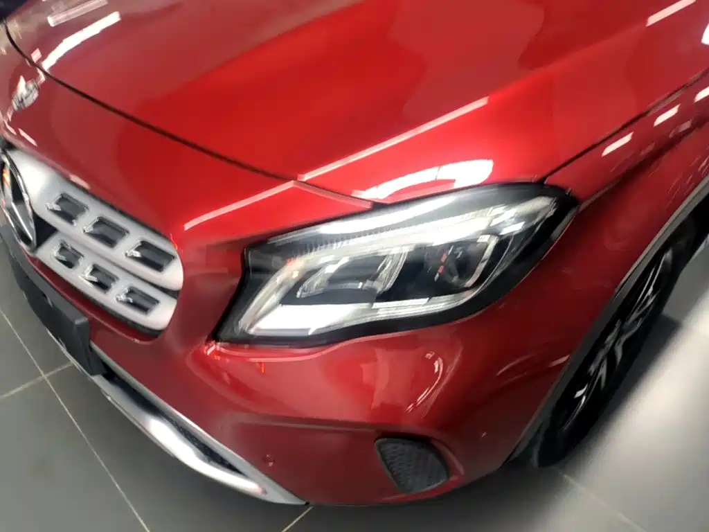 Mercedes-Benz GLA — миниатюра 24