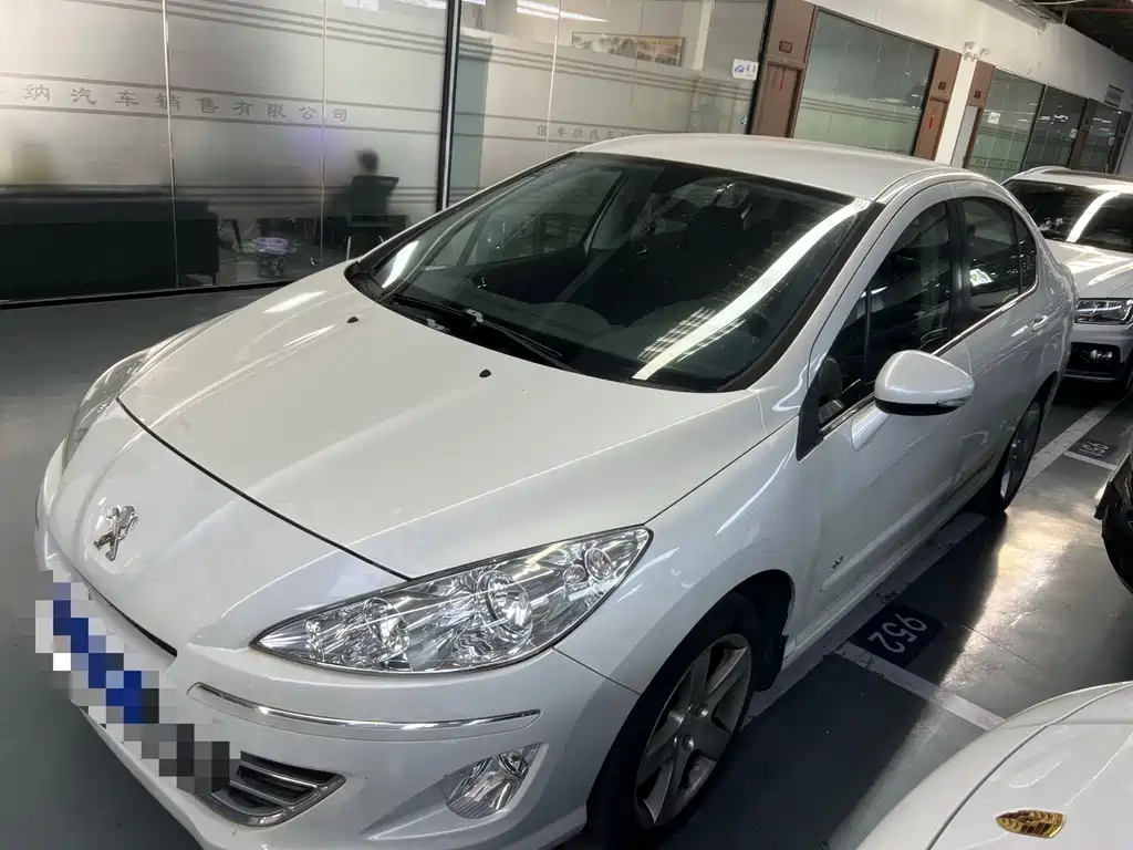 Peugeot 408 2013