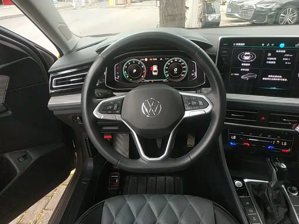 Volkswagen Sagitar — миниатюра 11