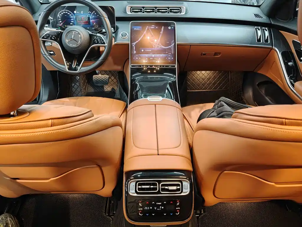 Mercedes-Benz S-Class — миниатюра 13
