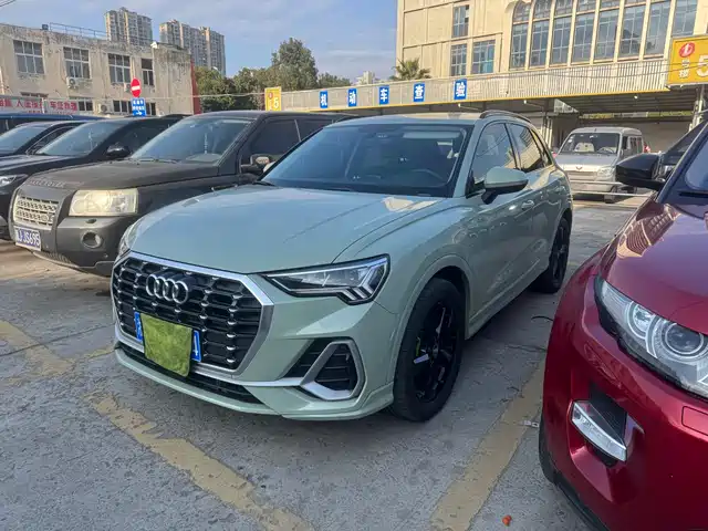 audi q3