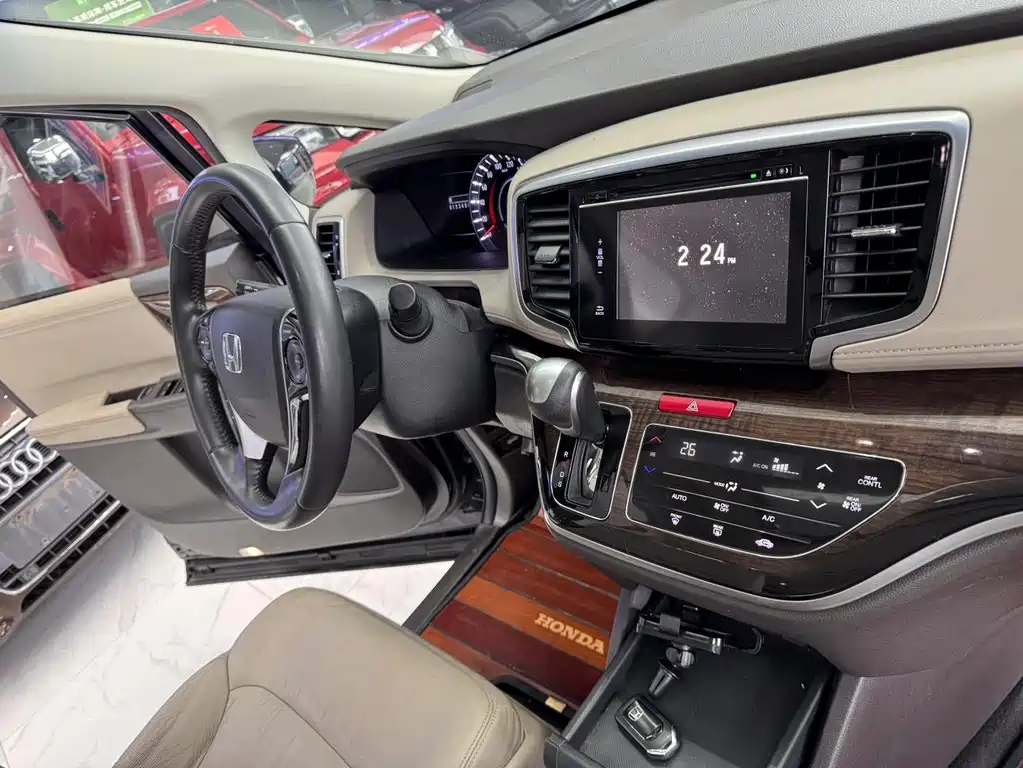 Honda Odyssey Facelift 2.4L Smart Edition, фото 14