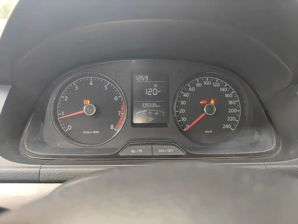 Volkswagen Lavida — миниатюра 5