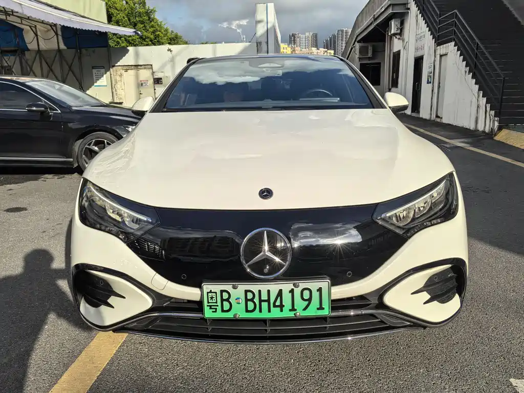 Mercedes-Benz EQE 2022 350