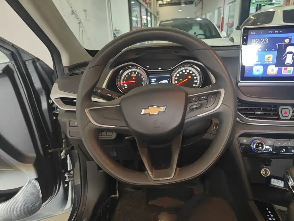 Chevrolet Volando — миниатюра 11