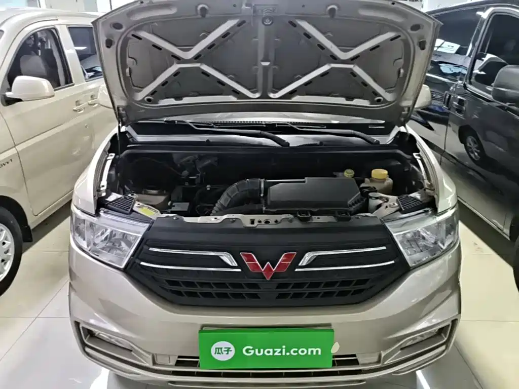 Wuling Hongguang V — миниатюра 20