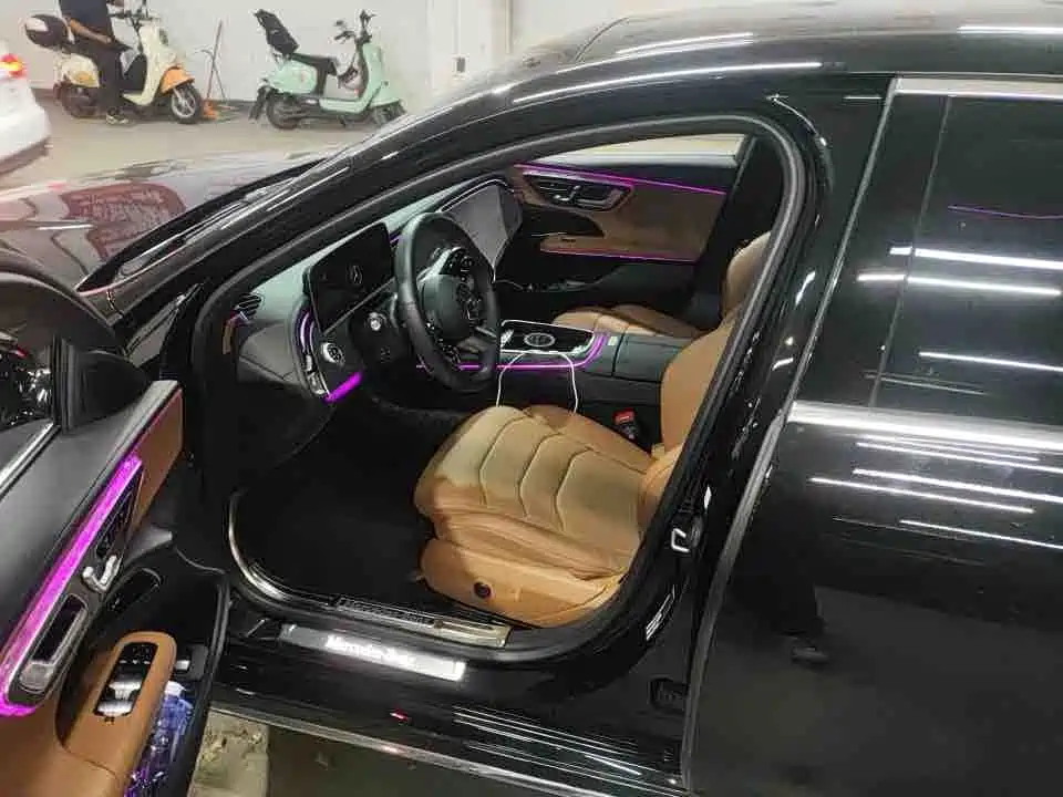 Mercedes-Benz E-Class — миниатюра 4