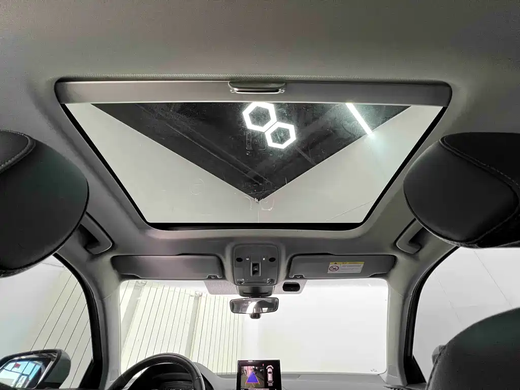 Audi Q2L — миниатюра 17