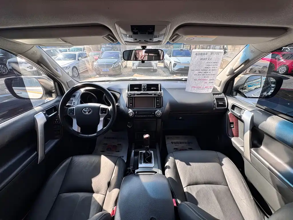 Toyota Prado — миниатюра 10