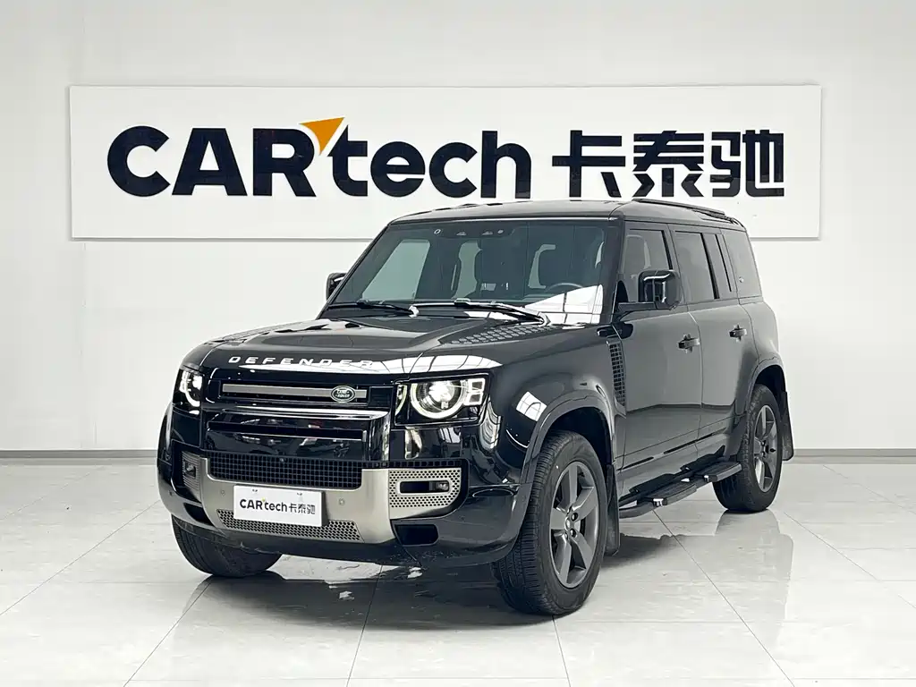 Land Rover Defender 2024