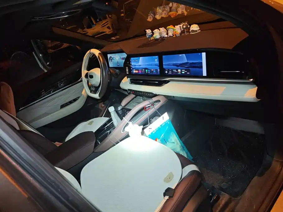 Geely Xingyue L — миниатюра 8