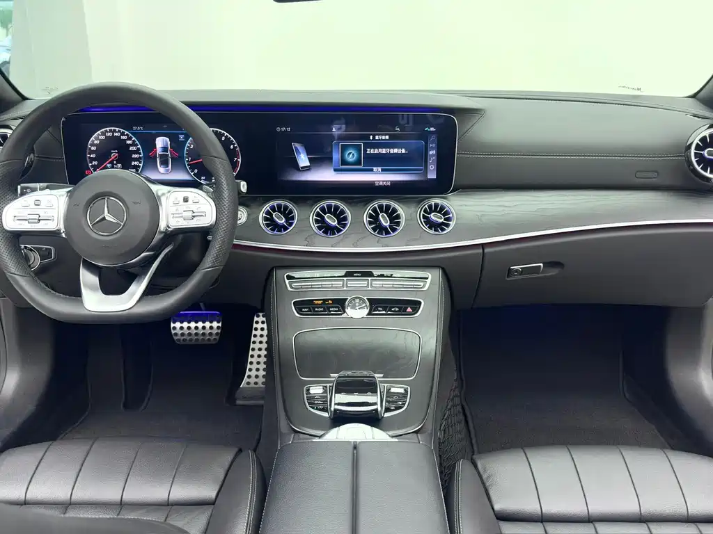 Mercedes-Benz E-Class (Import) — миниатюра 19