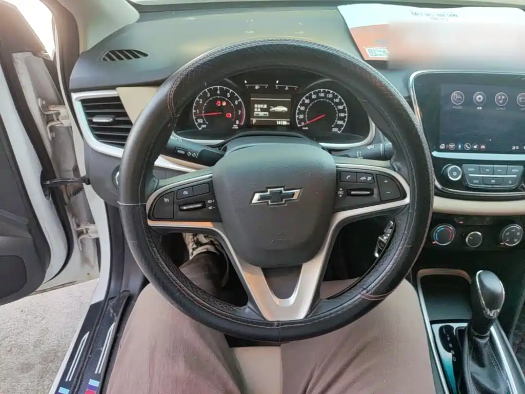 Chevrolet Monza — миниатюра 11
