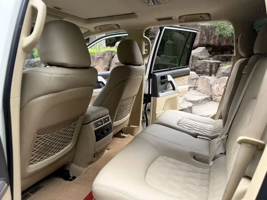 Toyota Land Cruiser — миниатюра 4