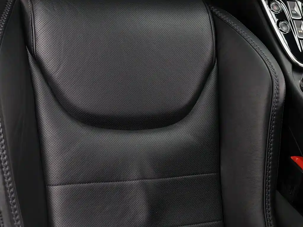 McLaren GT — миниатюра 7