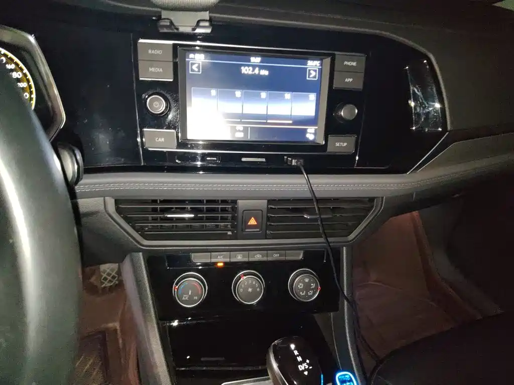 Volkswagen Sagitar — миниатюра 14
