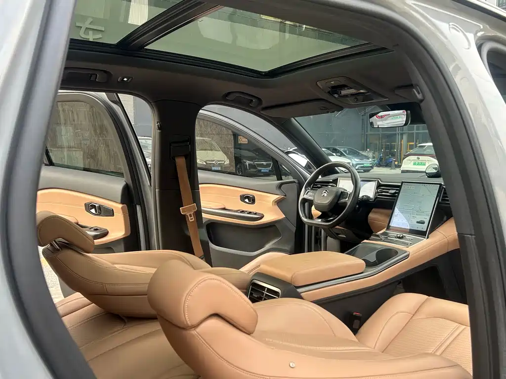 NIO ES6 — миниатюра 13