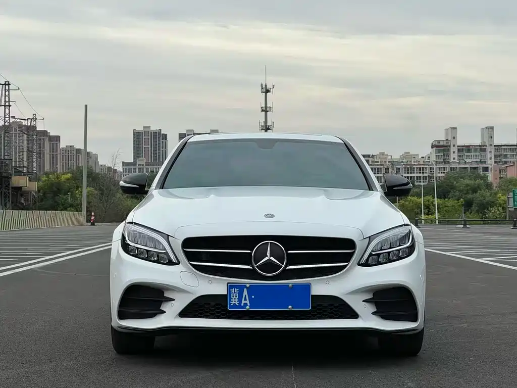 Mercedes-Benz C-Class — миниатюра 2