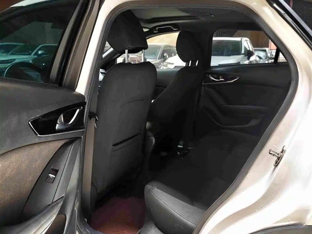 Mazda CX-4 — миниатюра 6