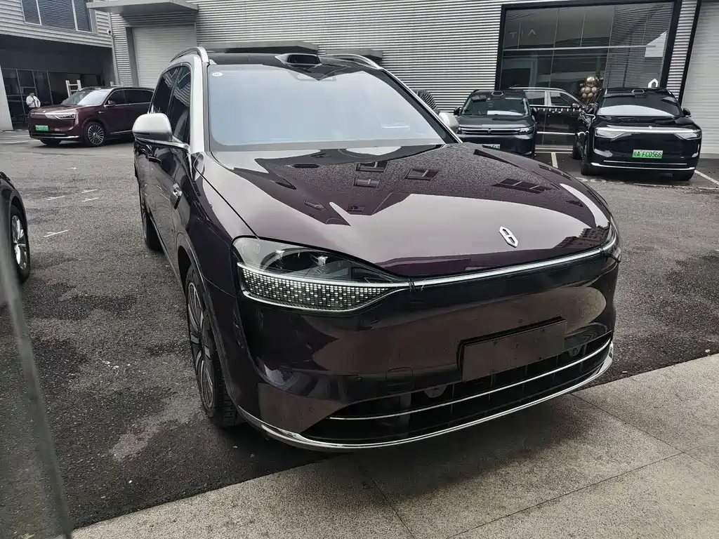 Aito M9 2025 Ultra 52kWh 5 мест (192 ）
