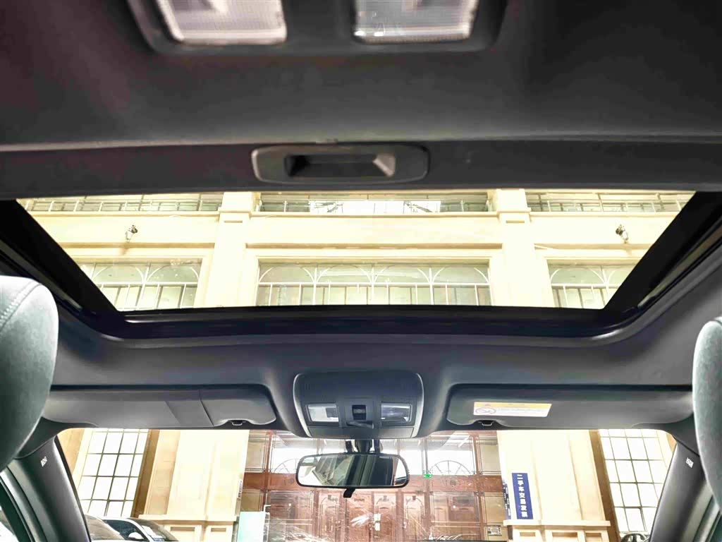 Mazda CX-4 2.0 л 2022 г. Белый, пробег 48000 км