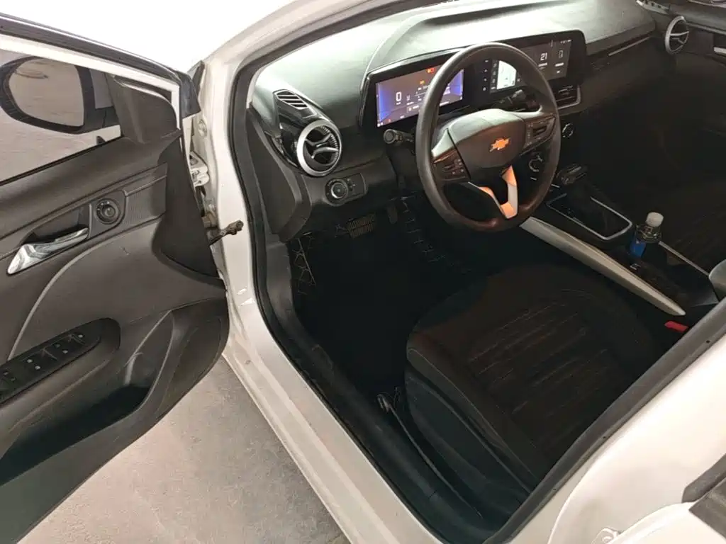 Chevrolet Monza — миниатюра 16