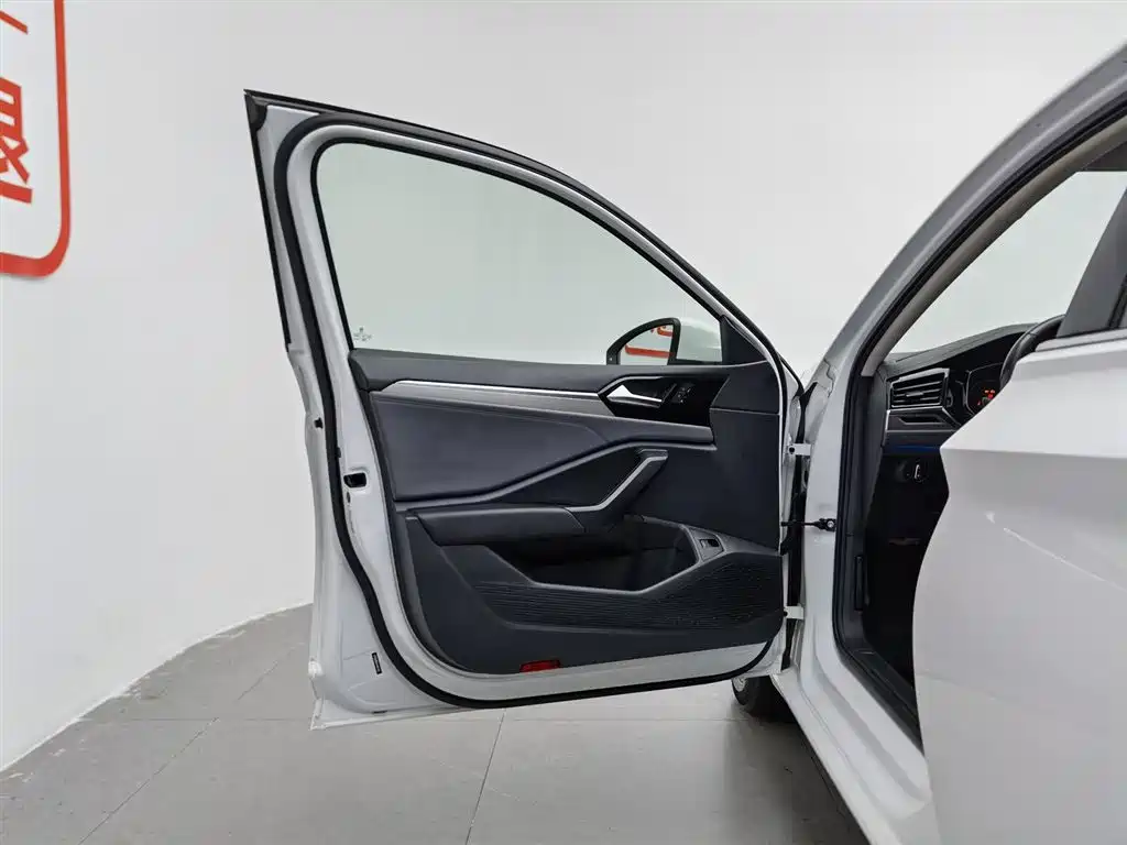 Volkswagen Sagitar 2020 280TSI DSG Comfort VI