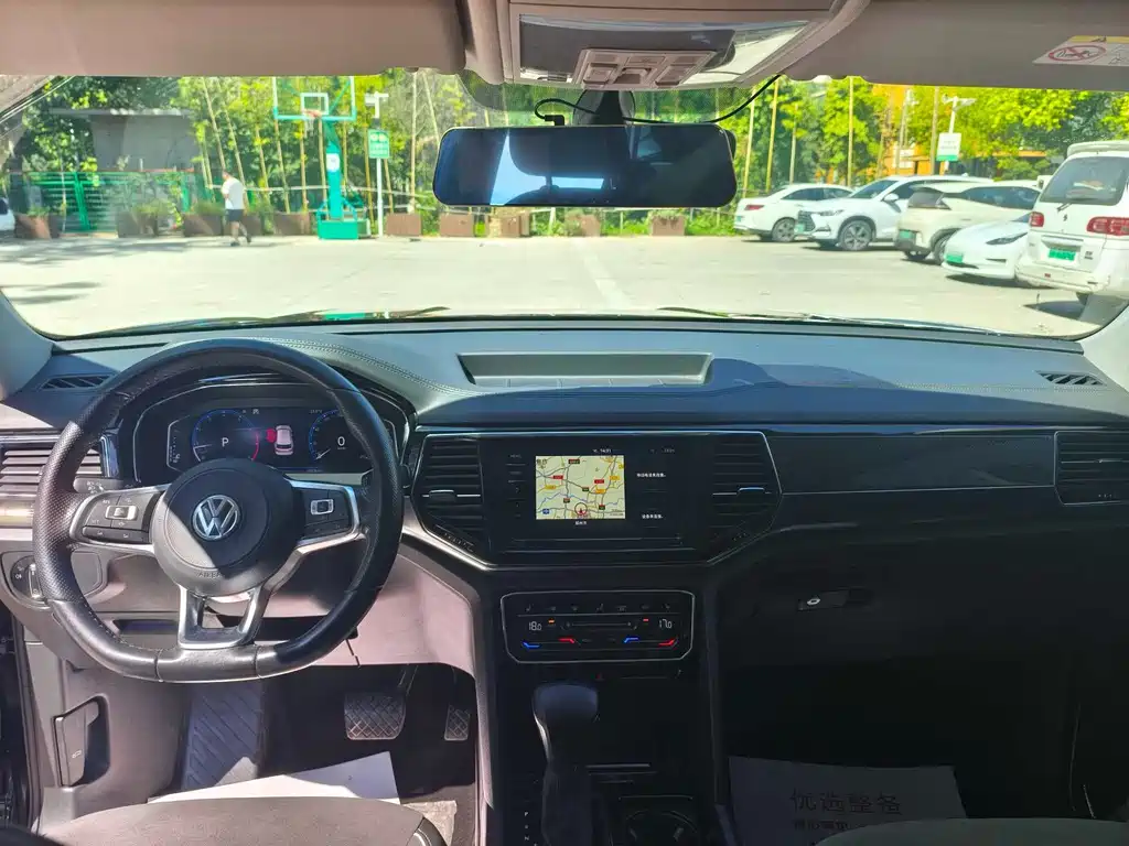 Volkswagen Teramont — миниатюра 9