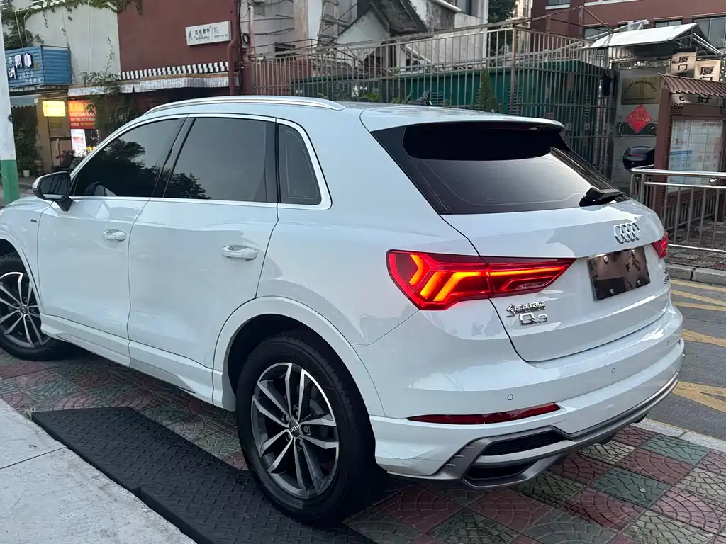 Audi Q3 2022 35 TFSI Fashion