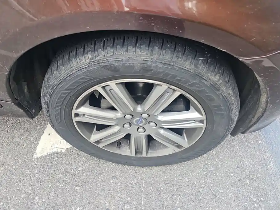 Volvo XC60 — миниатюра 6