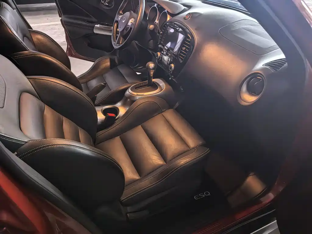 Infiniti ESQ — миниатюра 7