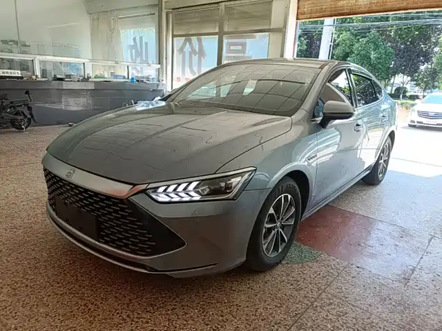 2024 BYD Qin