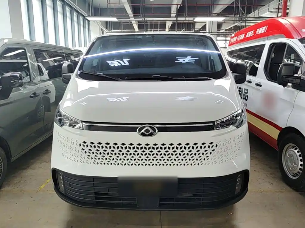MAXUS V70 — миниатюра 3
