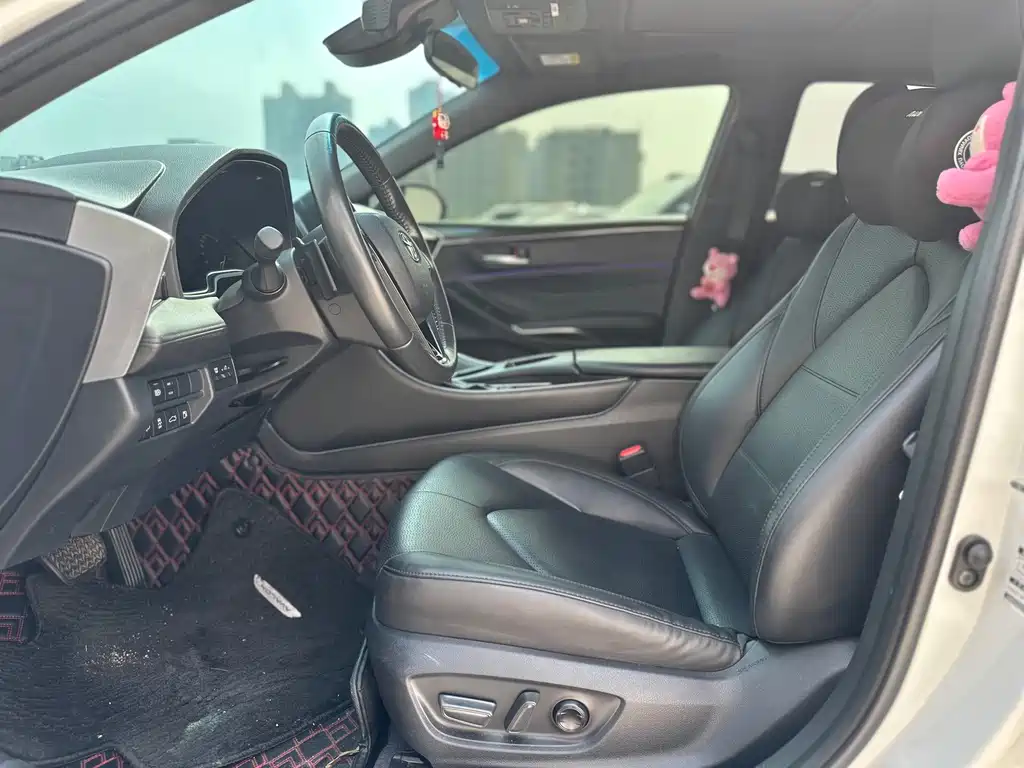 Toyota Avalon — миниатюра 7