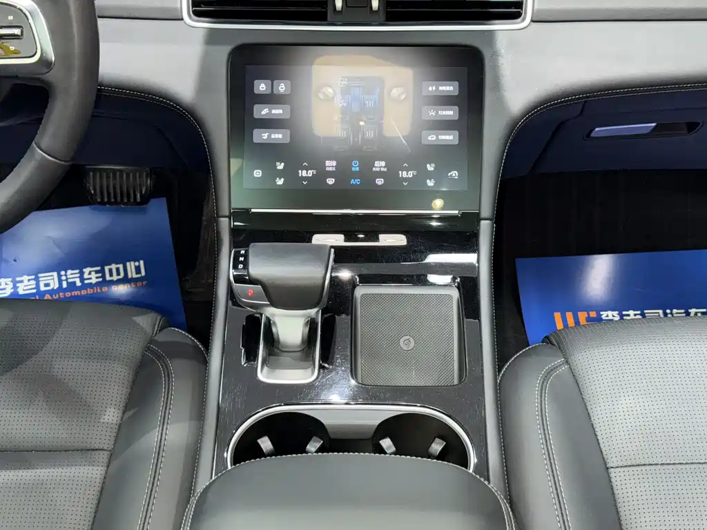 Li Auto ONE 2021 6 мест